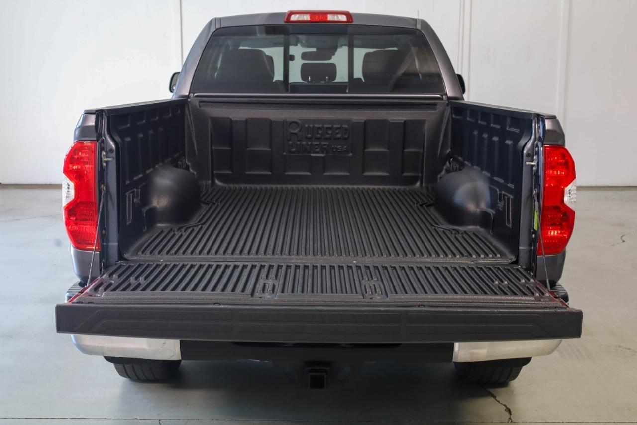 Toyota Tundra 2WD Limited Double Cab 6.5' Bed 5.7L (Natl) 2018