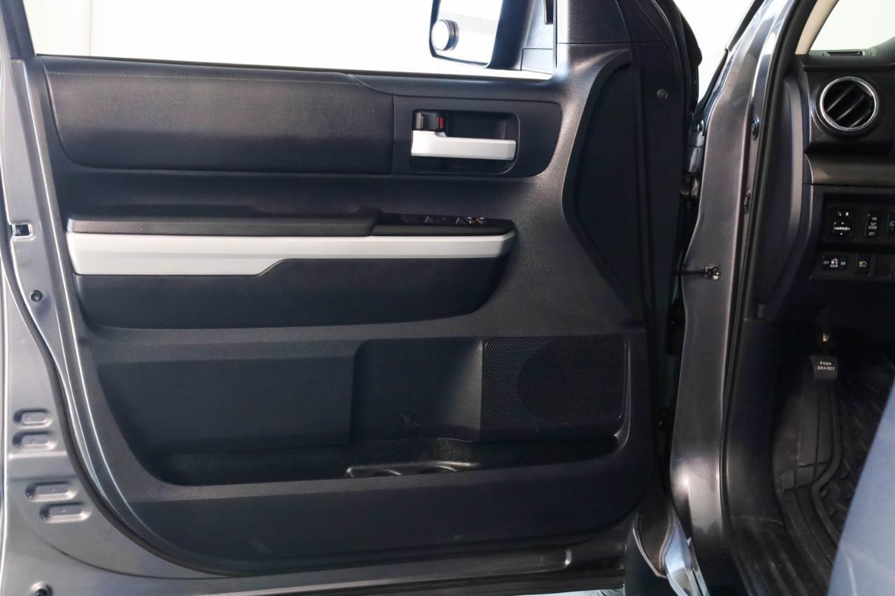 Toyota Tundra 2WD Limited Double Cab 6.5' Bed 5.7L (Natl) 2018