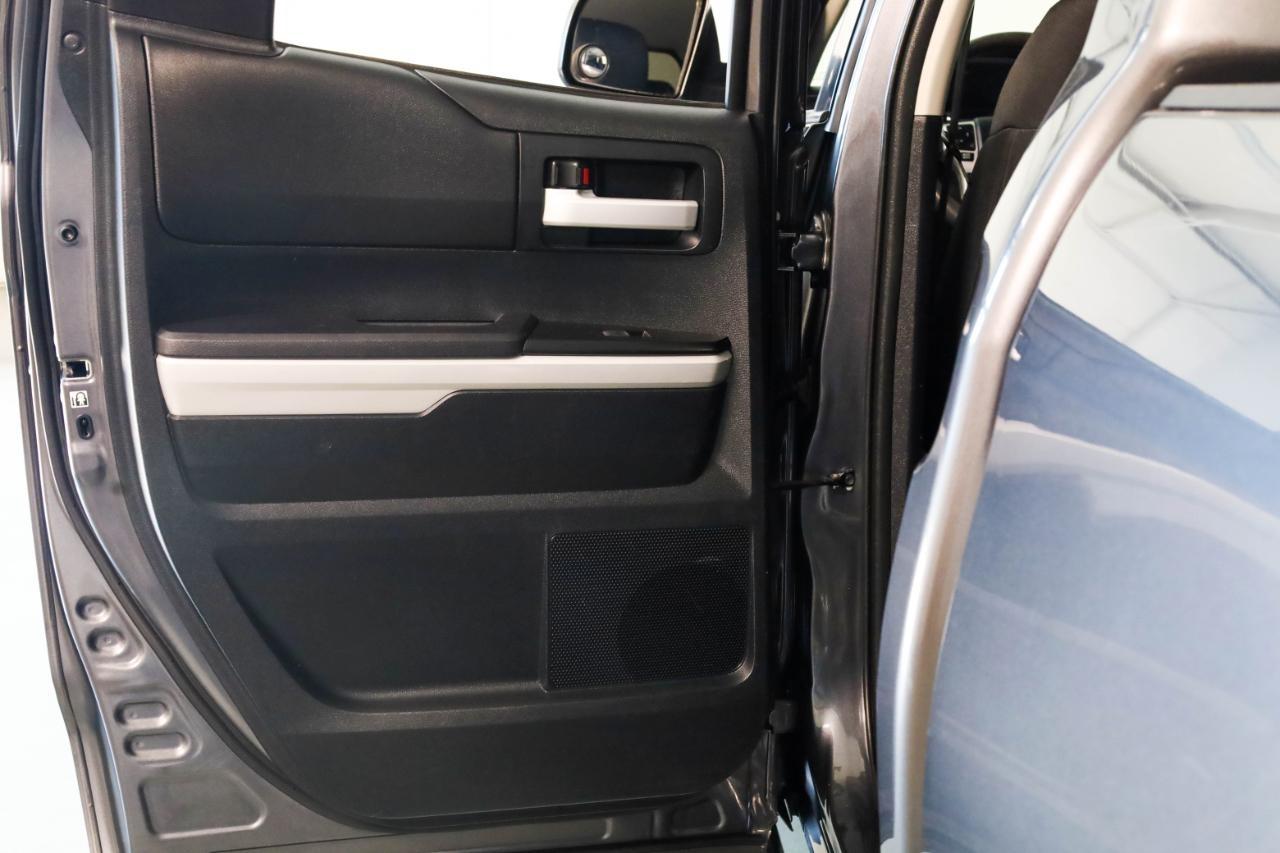Toyota Tundra 2WD Limited Double Cab 6.5' Bed 5.7L (Natl) 2018