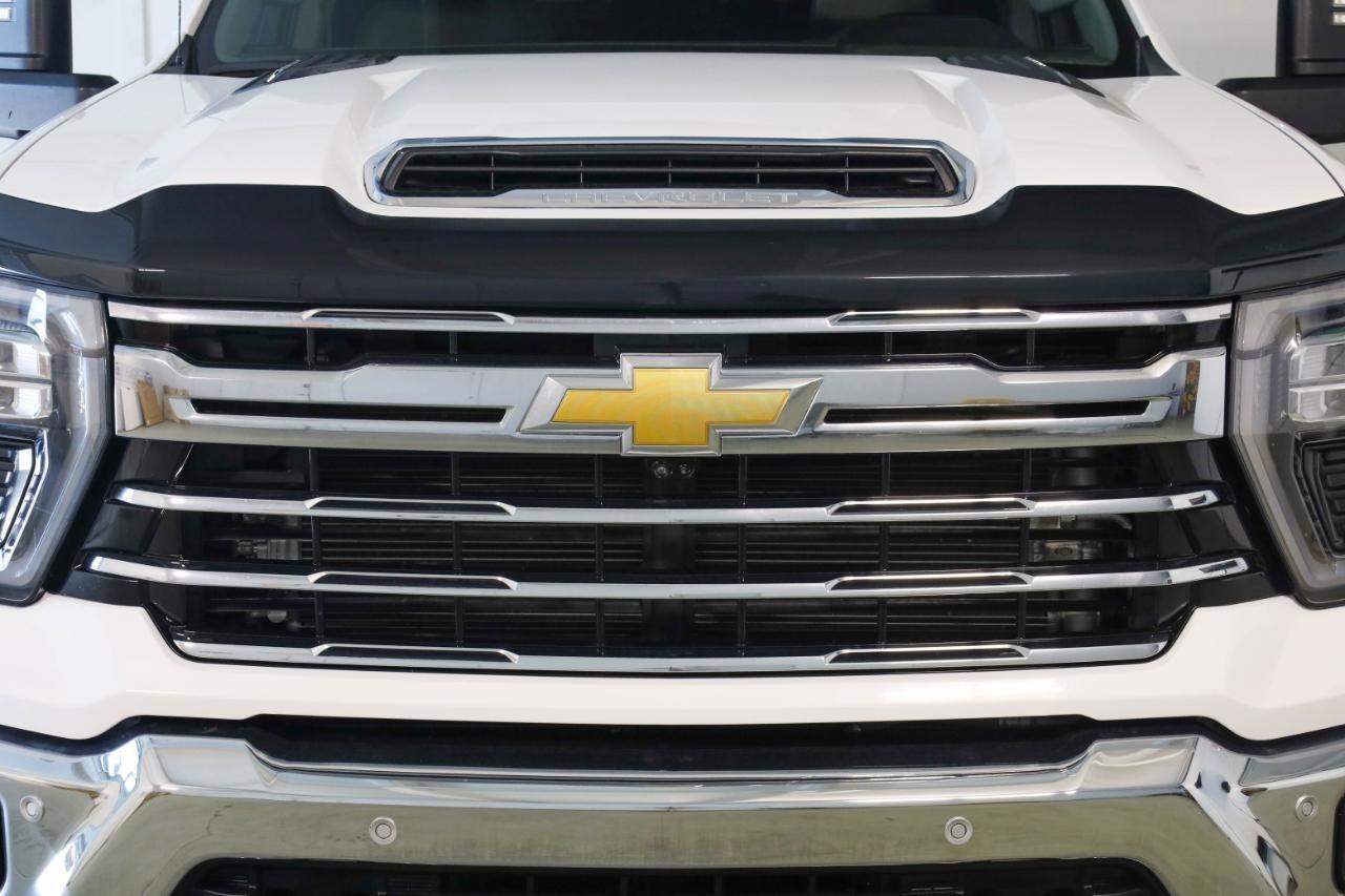 Chevrolet Silverado 2500HD 4WD Crew Cab 159" LTZ 2024