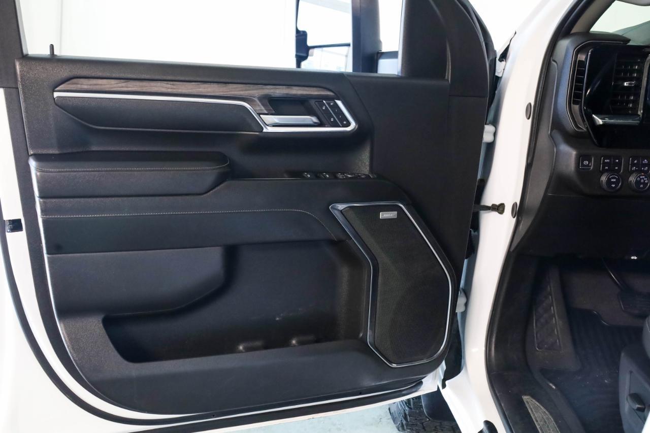 Chevrolet Silverado 2500HD 4WD Crew Cab 159" LTZ 2024