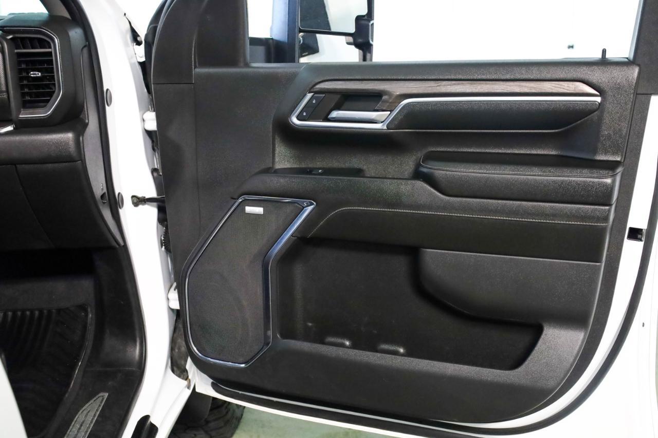 Chevrolet Silverado 2500HD 4WD Crew Cab 159" LTZ 2024