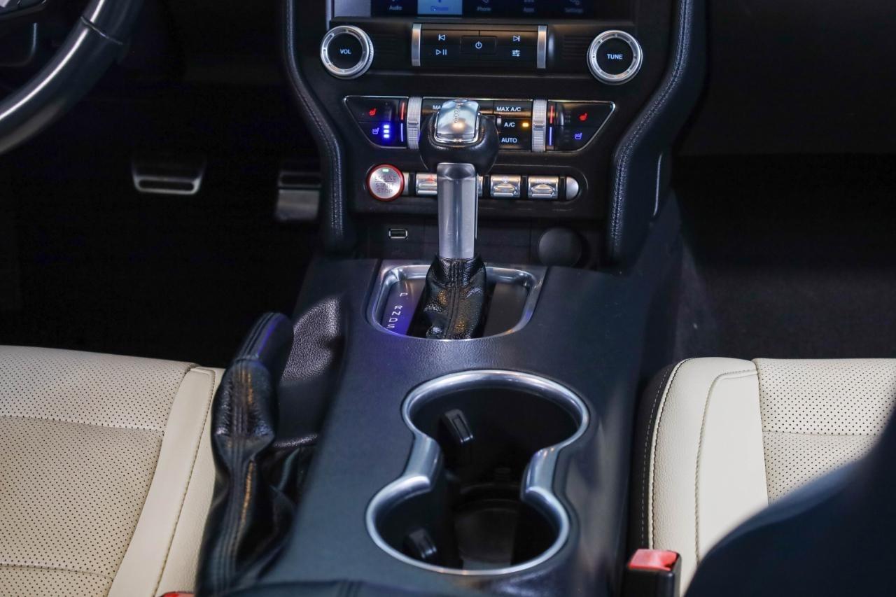 Ford Mustang EcoBoost Convertible 2021