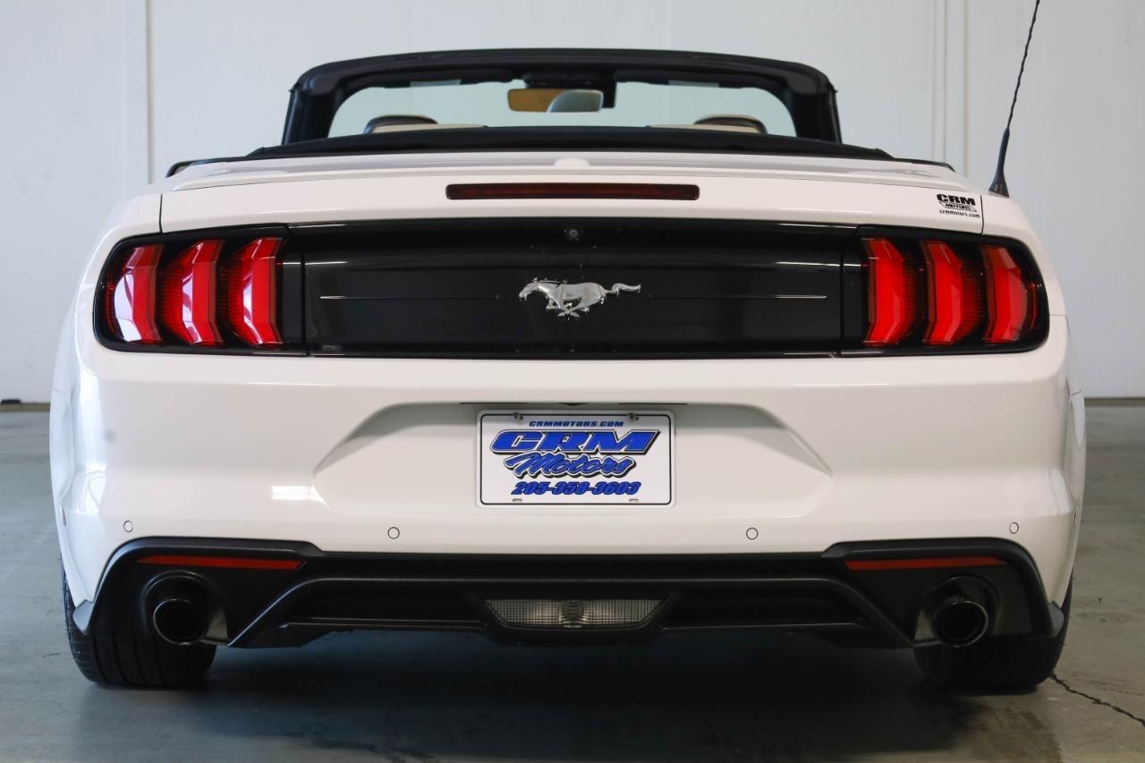 Ford Mustang EcoBoost Convertible 2021
