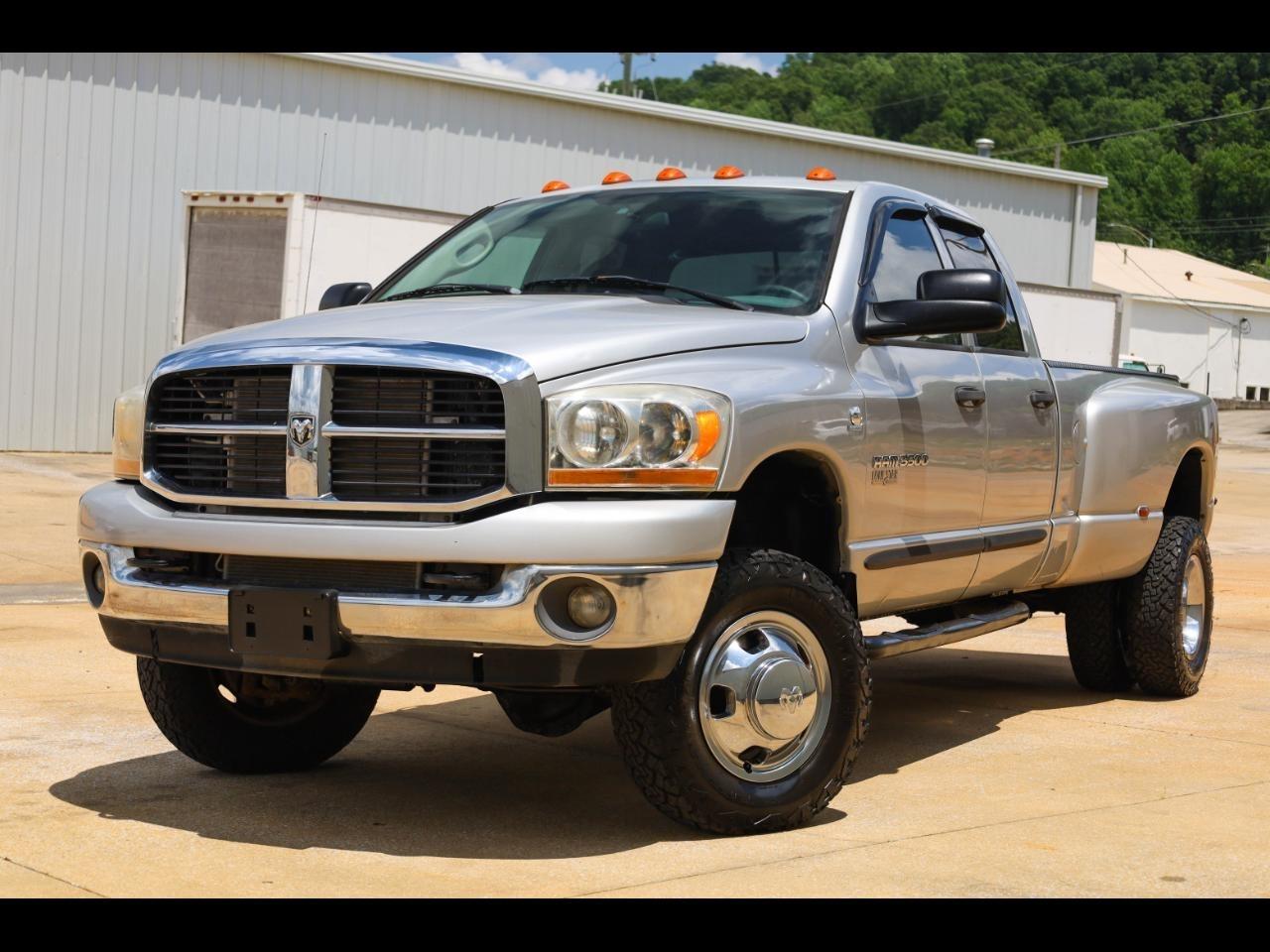 2006 Dodge Ram 3500 4dr Quad Cab 160.5 DRW 4WD SLT