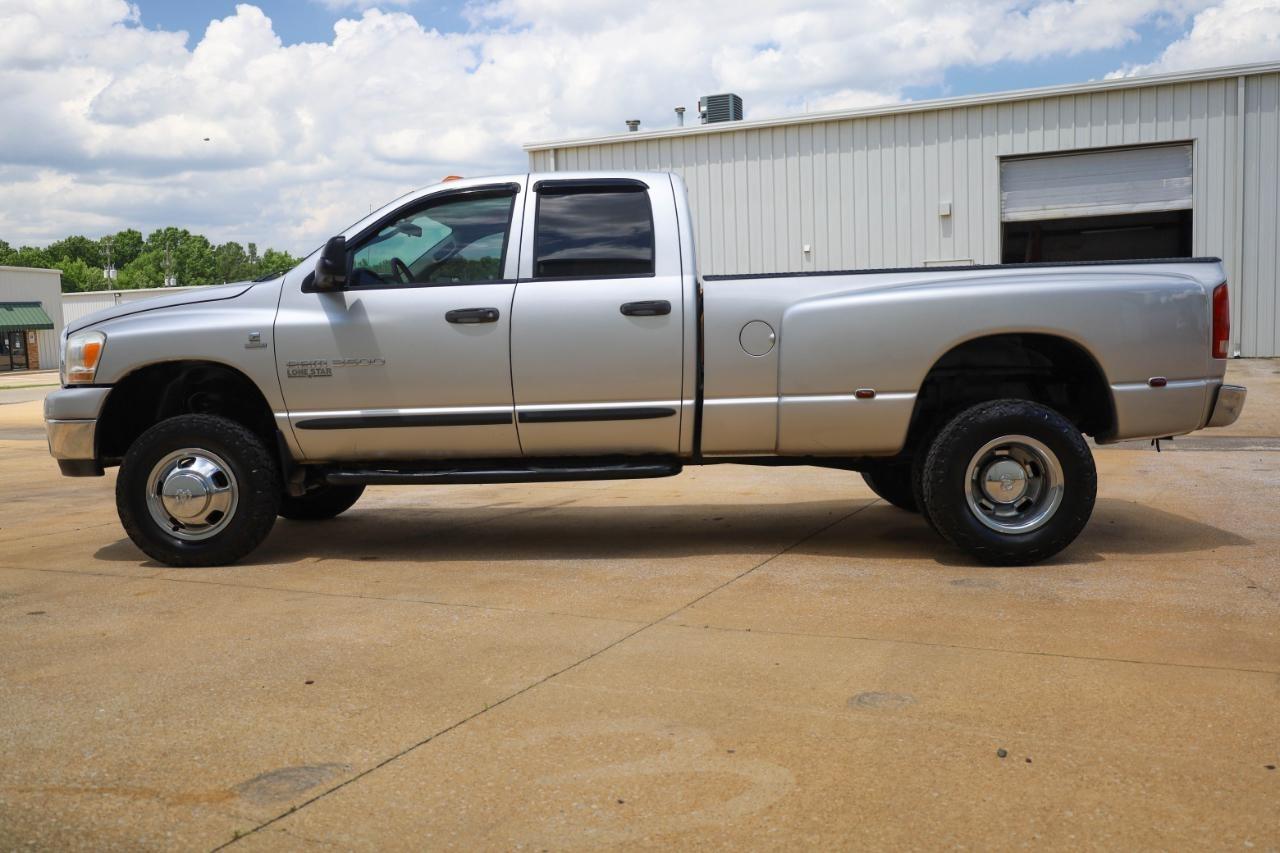 Dodge Ram 3500 4dr Quad Cab 160.5 DRW 4WD SLT 2006