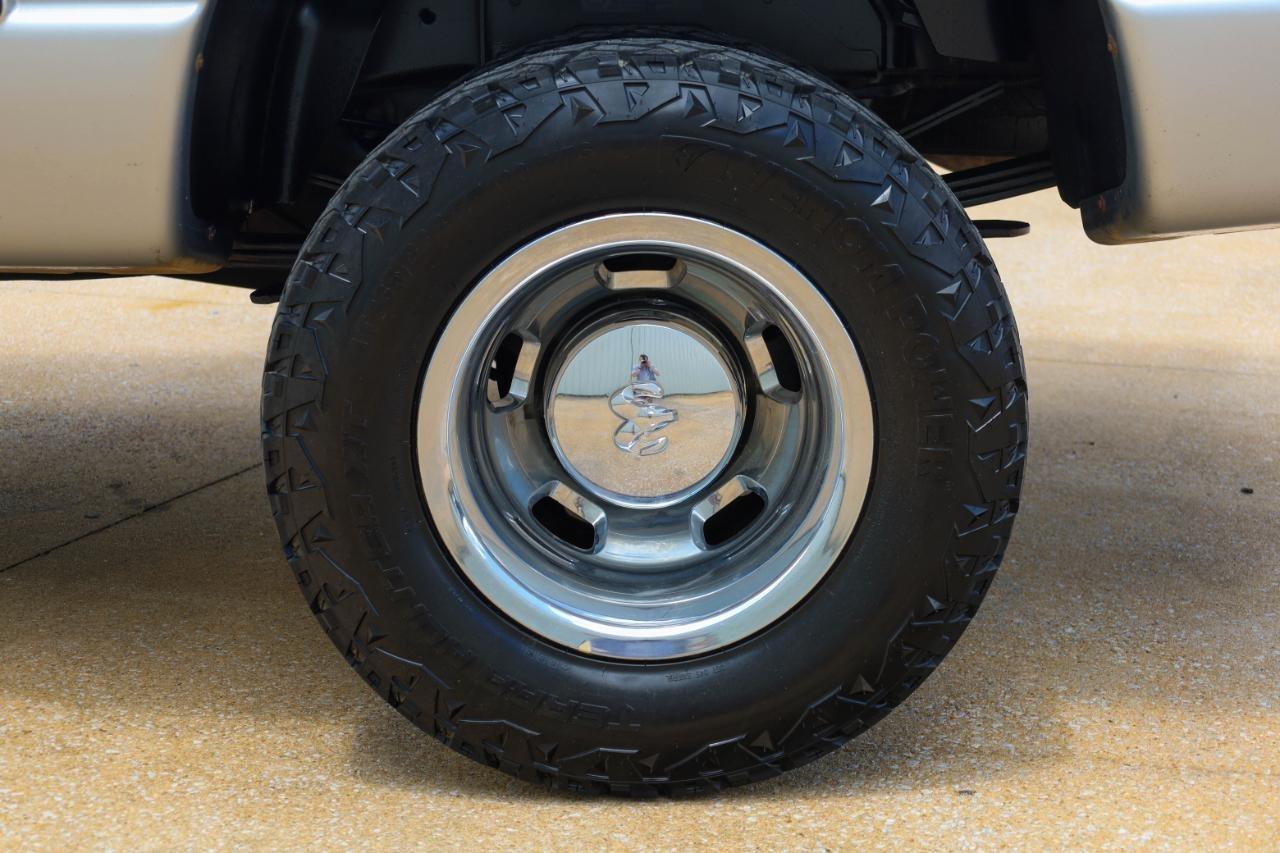 Dodge Ram 3500 4dr Quad Cab 160.5 DRW 4WD SLT 2006