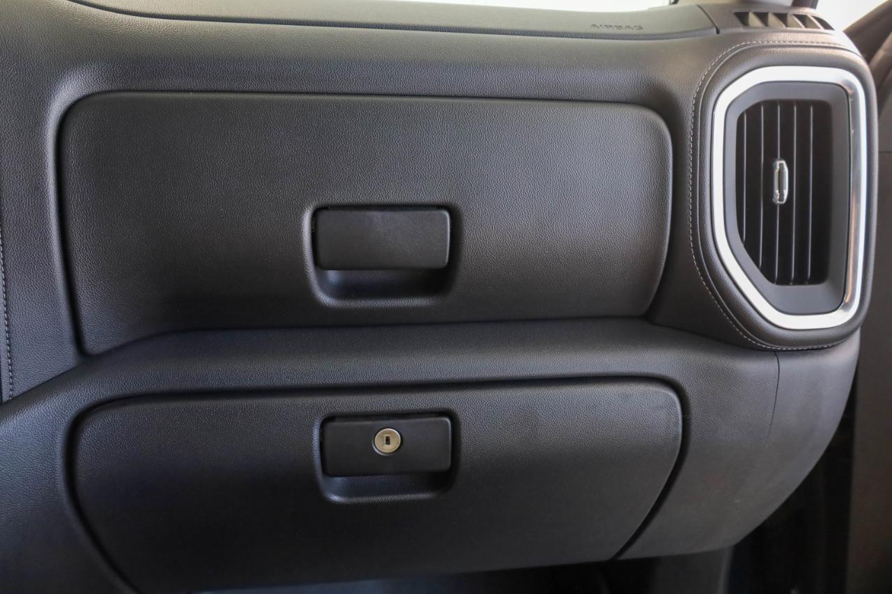 GMC Sierra 1500 4WD Crew Cab 147" SLT 2020