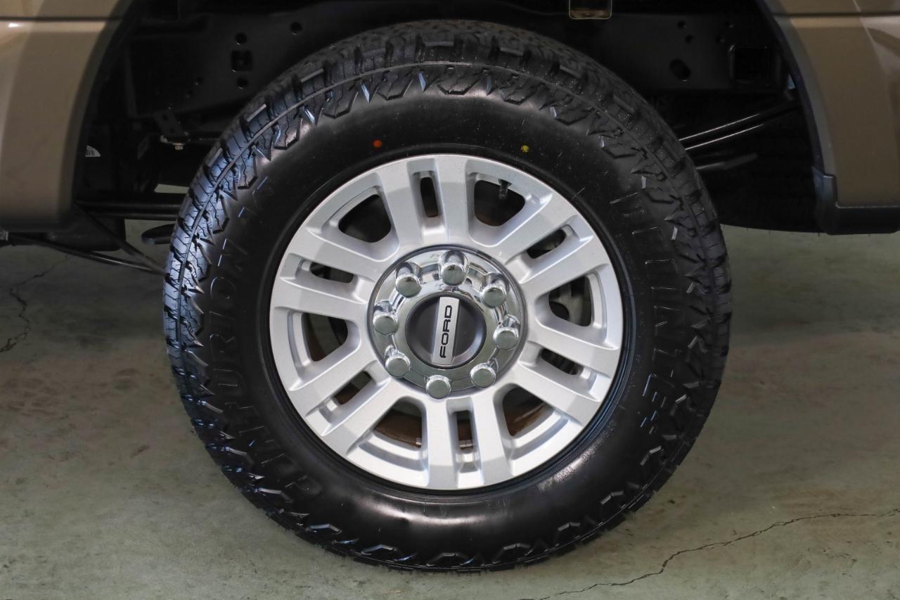 Ford Super Duty F-250 SRW King Ranch 2WD Crew Cab 8' Box 2017