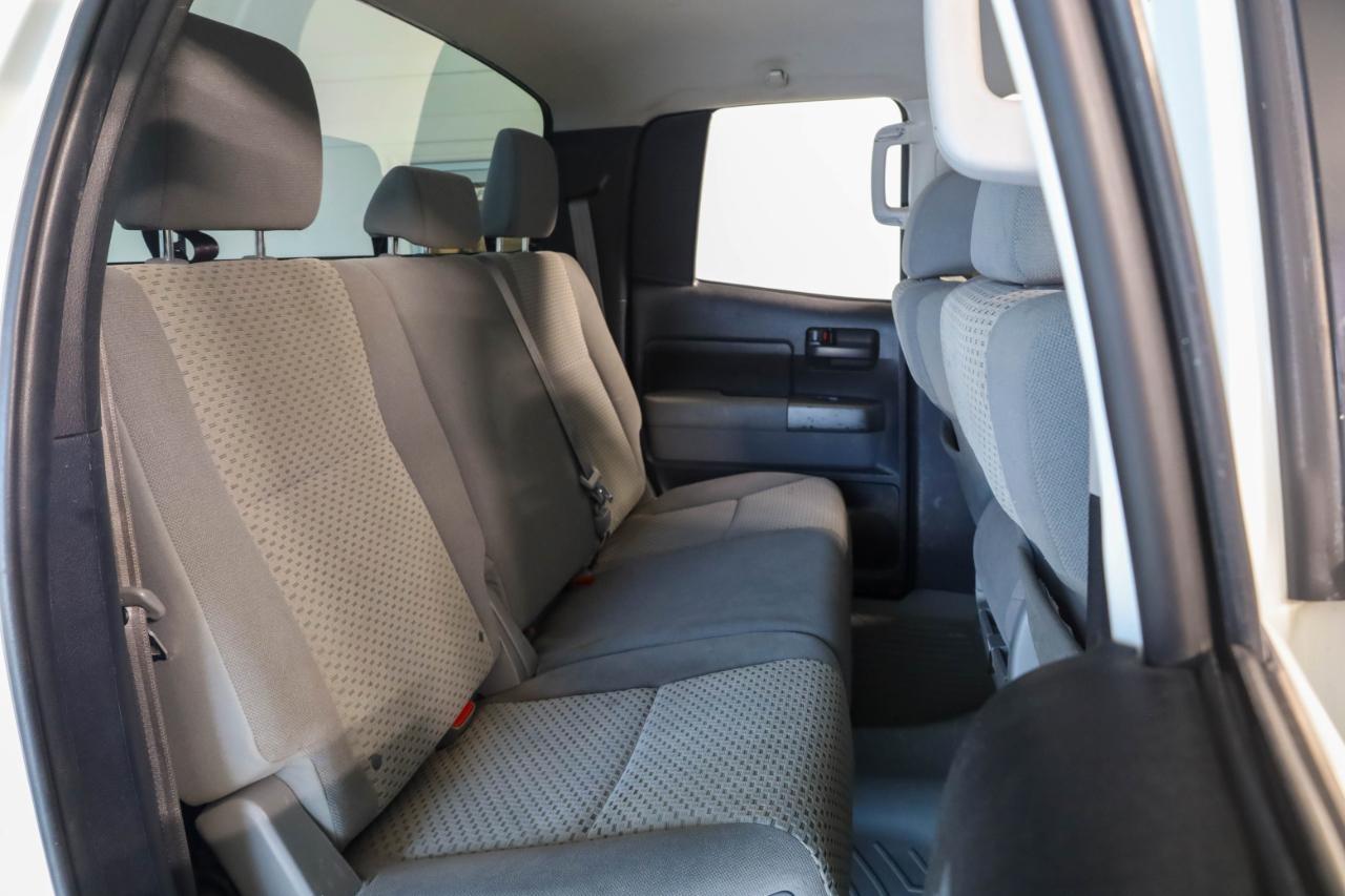 Toyota Tundra 4WD Truck Dbl 4.6L V8 6-Spd AT (Natl) 2010