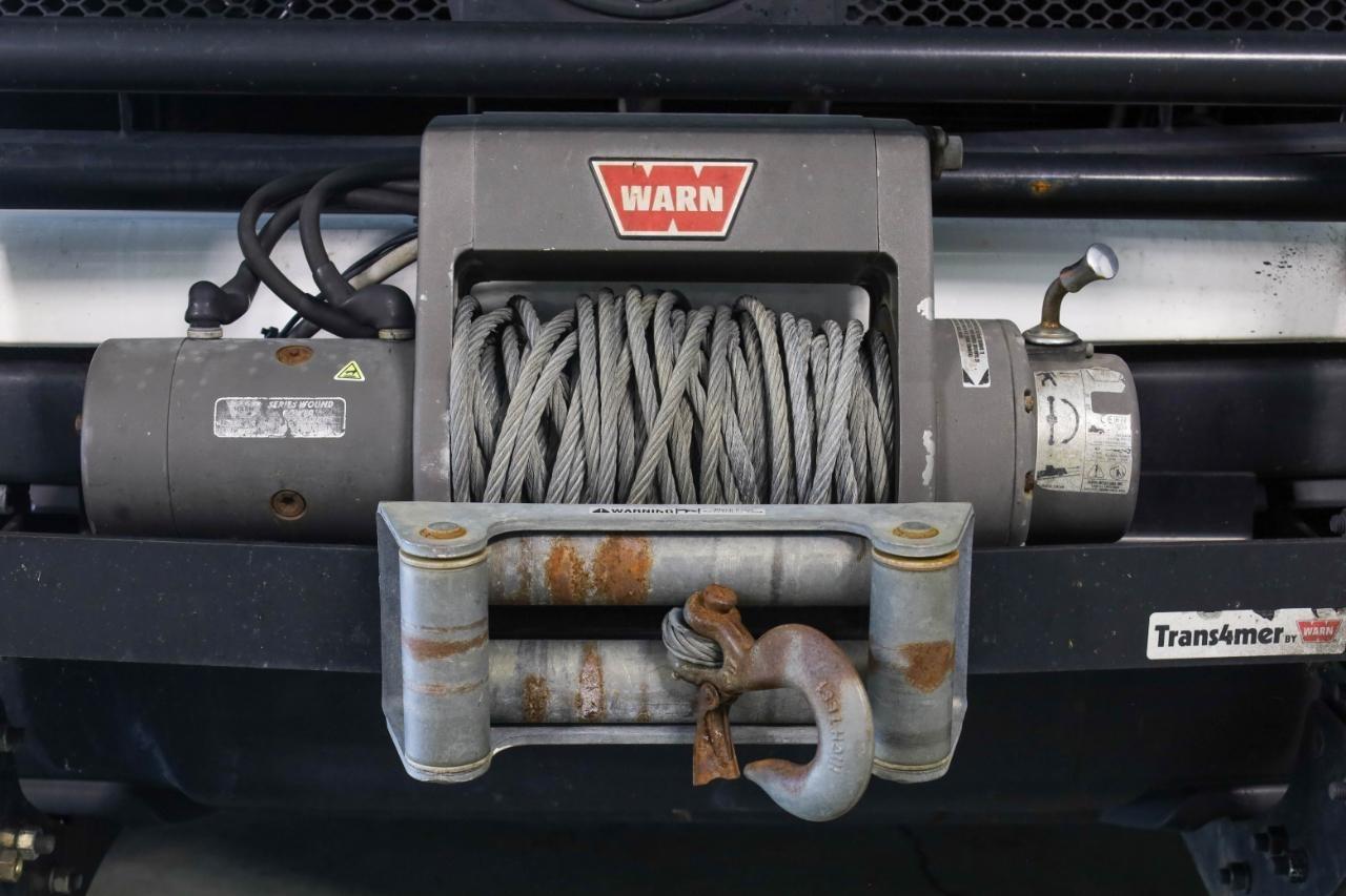 Toyota Tundra 4WD Truck Dbl 4.6L V8 6-Spd AT (Natl) 2010