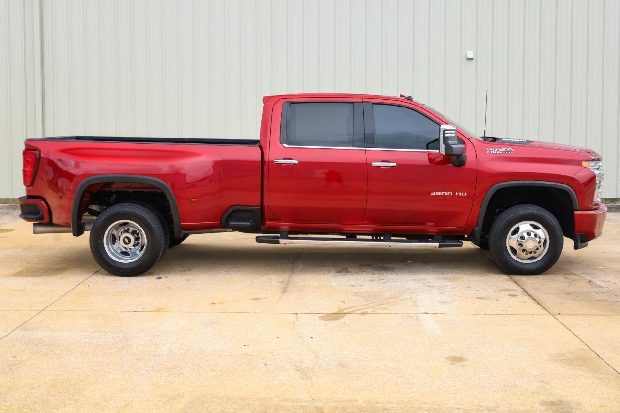 Chevrolet Silverado 3500HD 4WD Crew Cab 172" High Country 2021