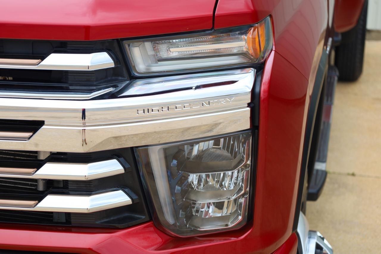 Chevrolet Silverado 3500HD 4WD Crew Cab 172" High Country 2021