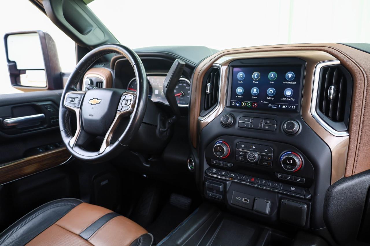 Chevrolet Silverado 3500HD 4WD Crew Cab 172" High Country 2021