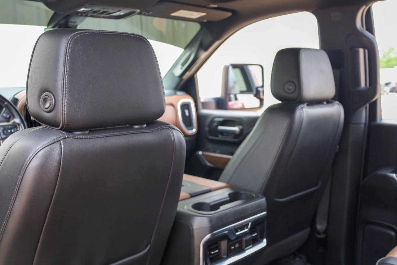 Chevrolet Silverado 3500HD 4WD Crew Cab 172" High Country 2021