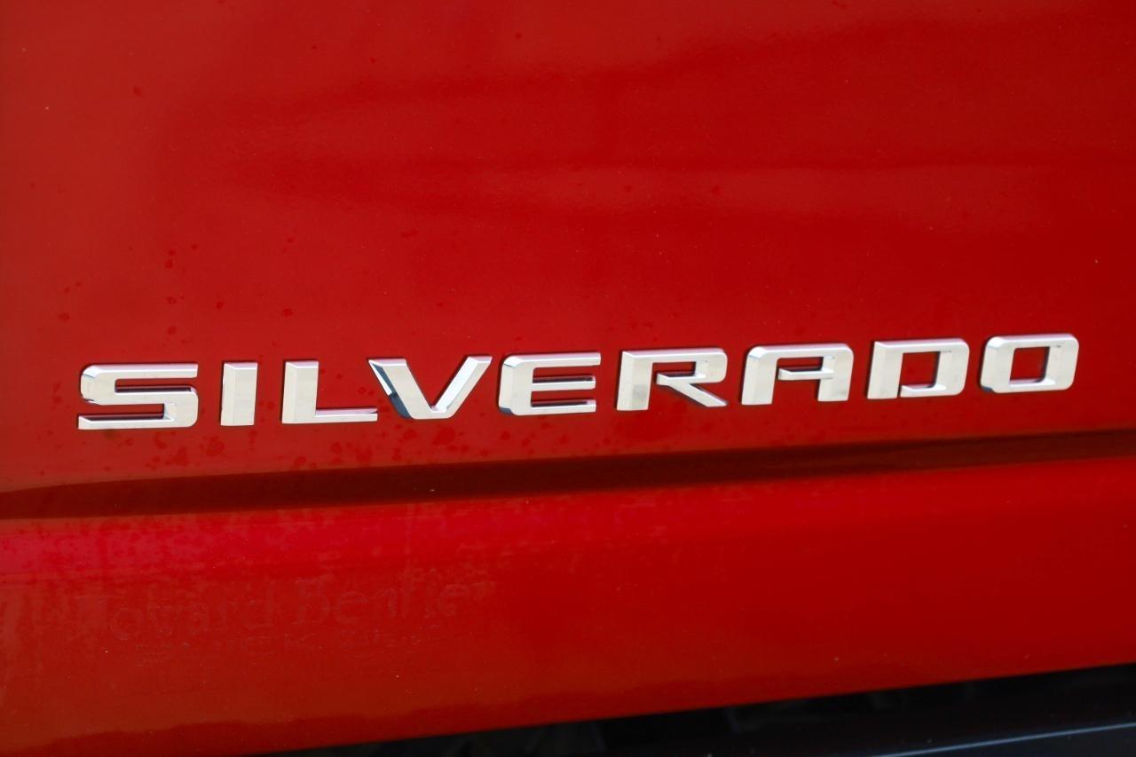 Chevrolet Silverado 3500HD 4WD Crew Cab 172" High Country 2021