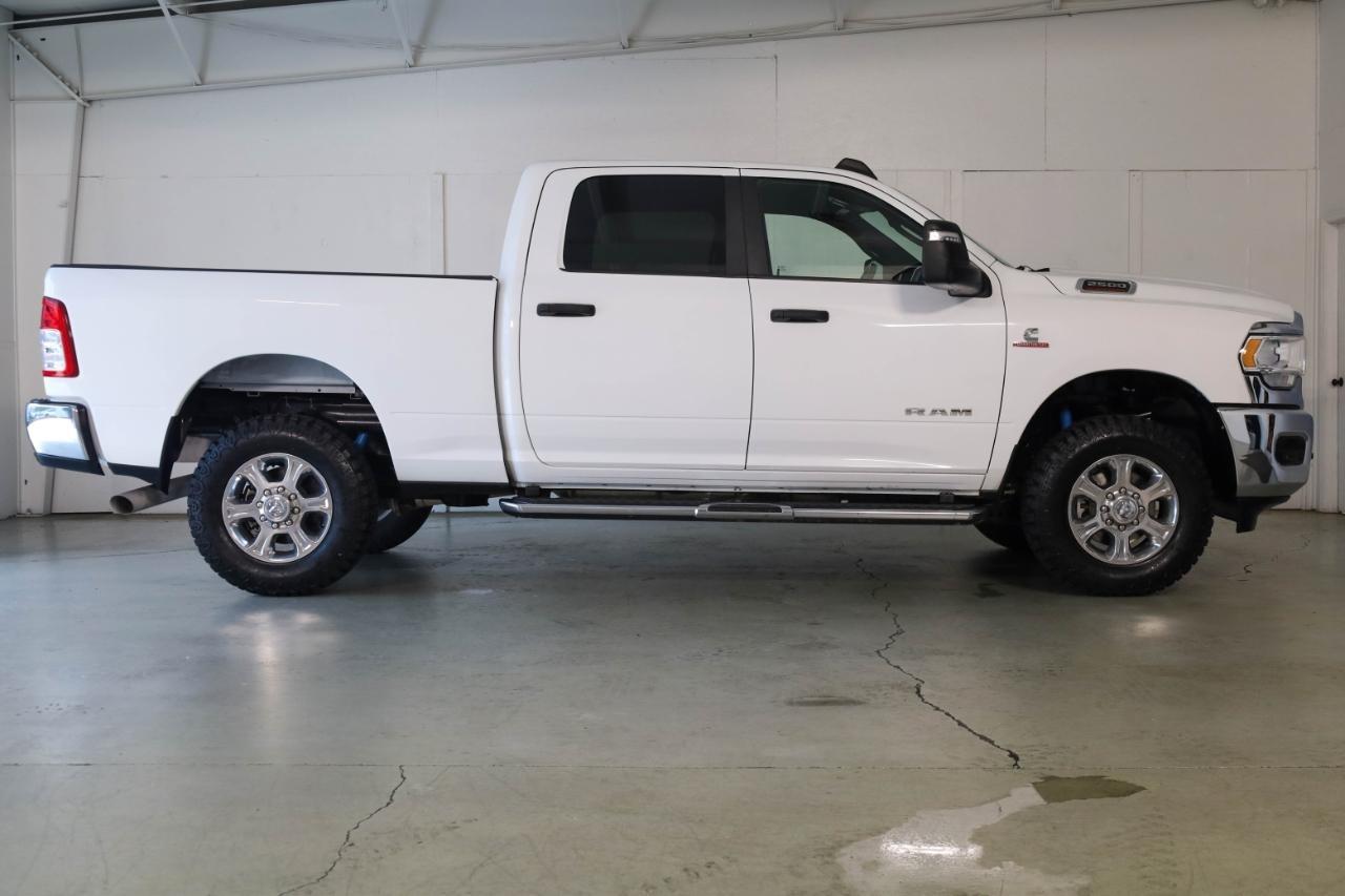 RAM 2500 Big Horn 4x4 Crew Cab 6'4" Box 2024