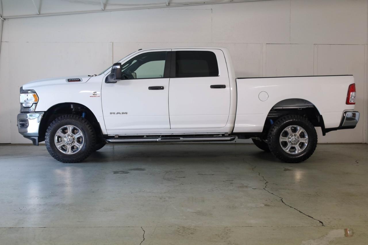 RAM 2500 Big Horn 4x4 Crew Cab 6'4" Box 2024