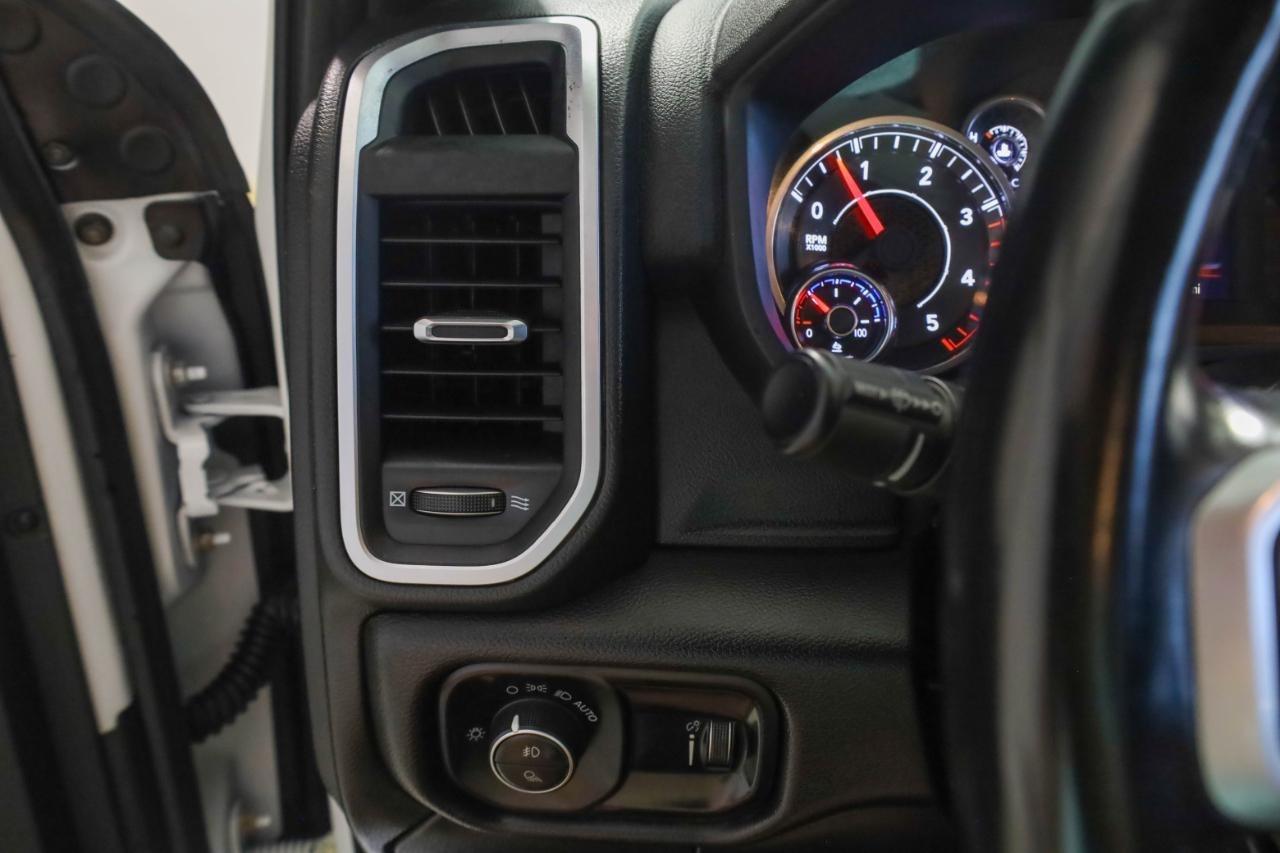 RAM 2500 Big Horn 4x4 Crew Cab 6'4" Box 2024