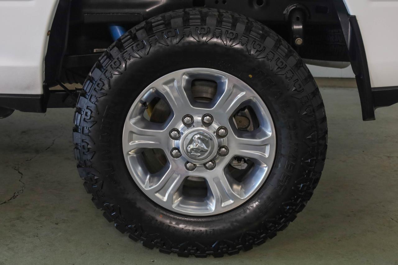 RAM 2500 Big Horn 4x4 Crew Cab 6'4" Box 2024