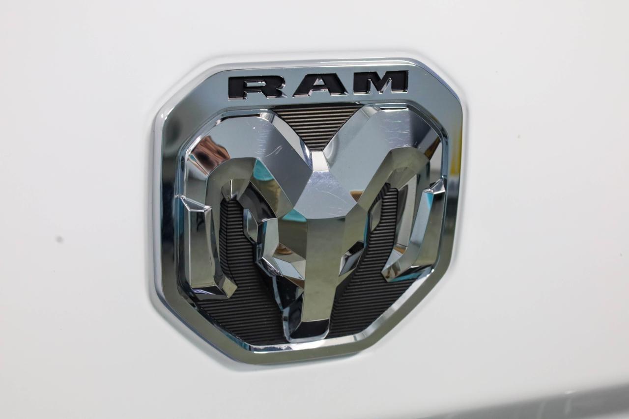 RAM 2500 Big Horn 4x4 Crew Cab 6'4" Box 2024