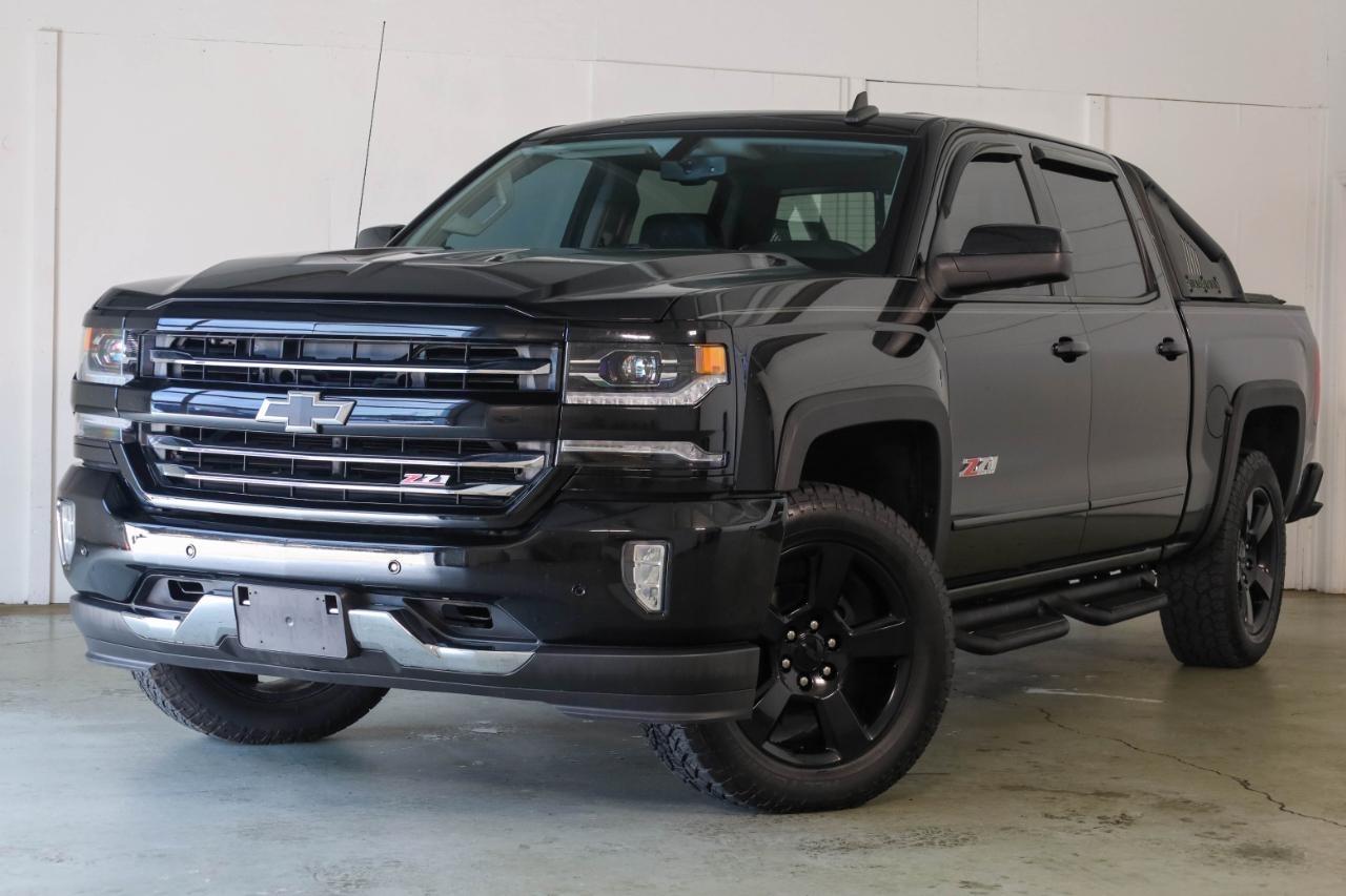 Chevrolet Silverado 1500 4WD Crew Cab 143.5" LTZ w/2LZ 2017
