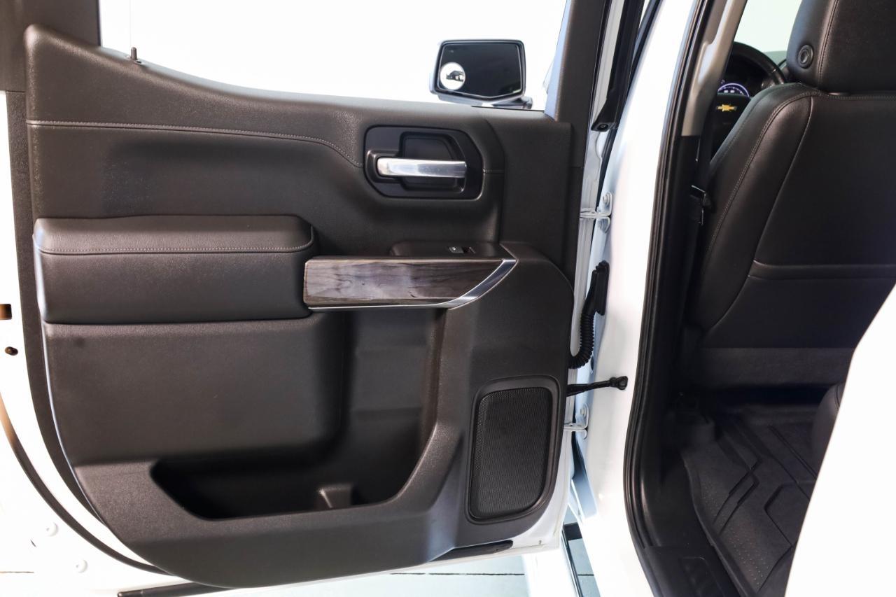Chevrolet Silverado 1500 4WD Crew Cab 147" LTZ 2019