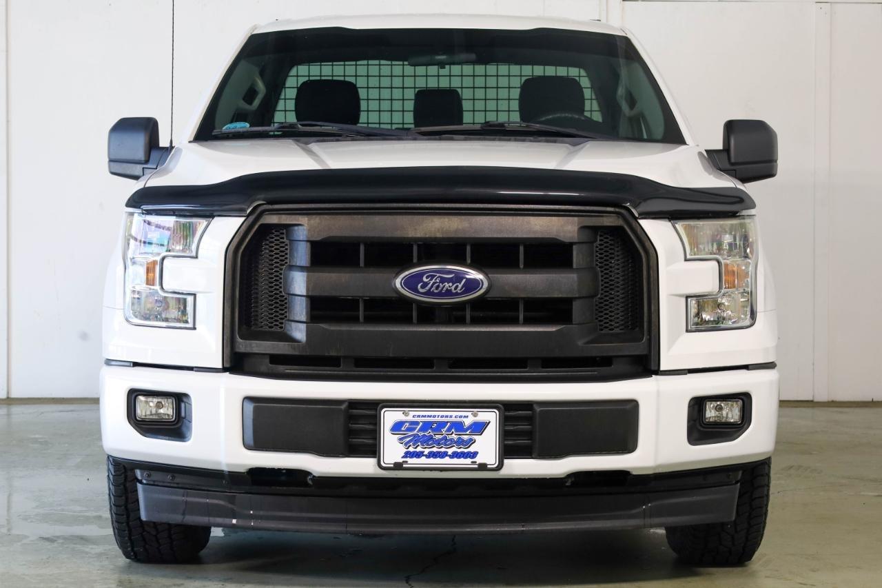 Ford F-150 XLT 2WD Reg Cab 8' Box 2017