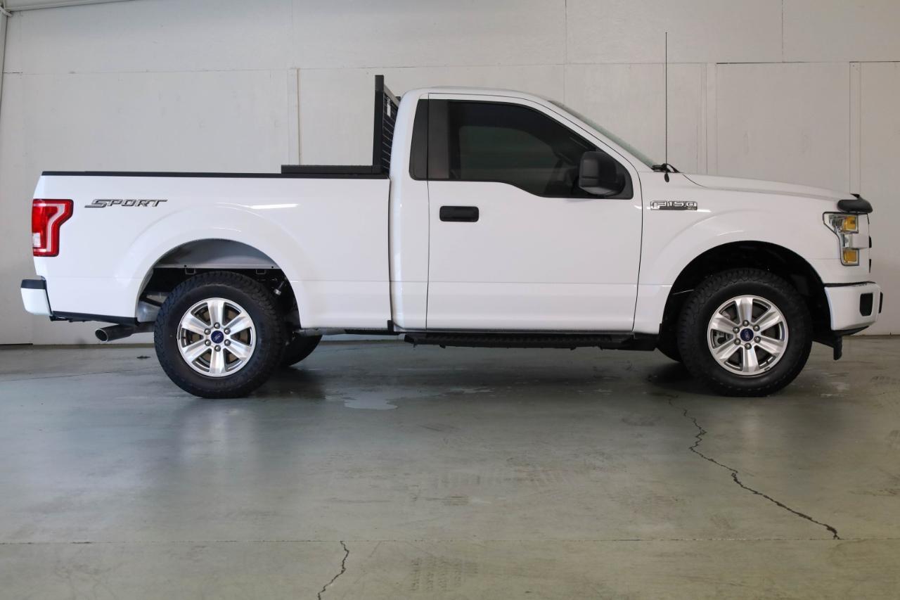 Ford F-150 XLT 2WD Reg Cab 8' Box 2017