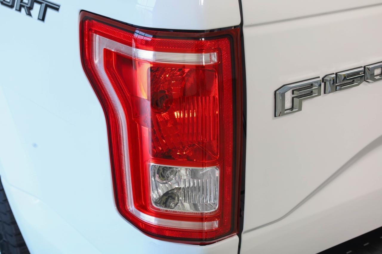 Ford F-150 XLT 2WD Reg Cab 8' Box 2017