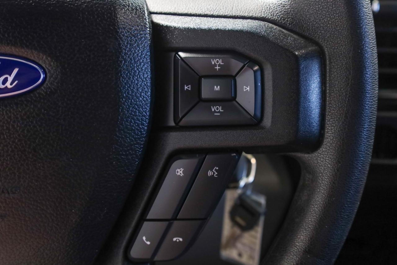 Ford F-150 XLT 2WD Reg Cab 8' Box 2017