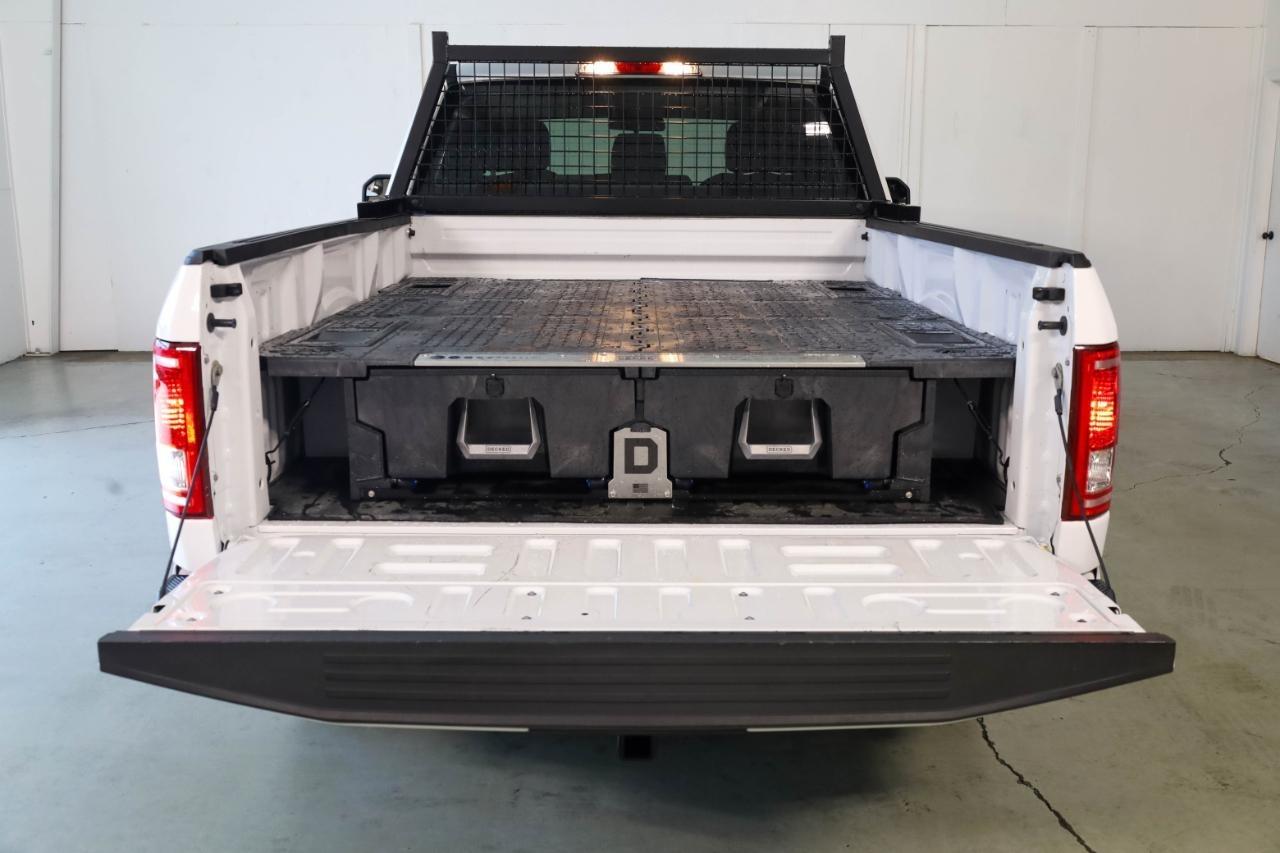 Ford F-150 XLT 2WD Reg Cab 8' Box 2017