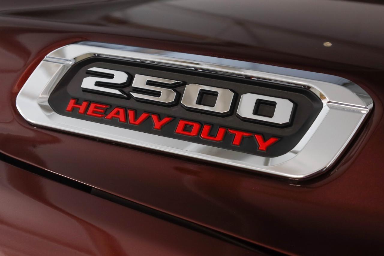 RAM 2500 Laramie 4x4 Crew Cab 6'4" Box 2021