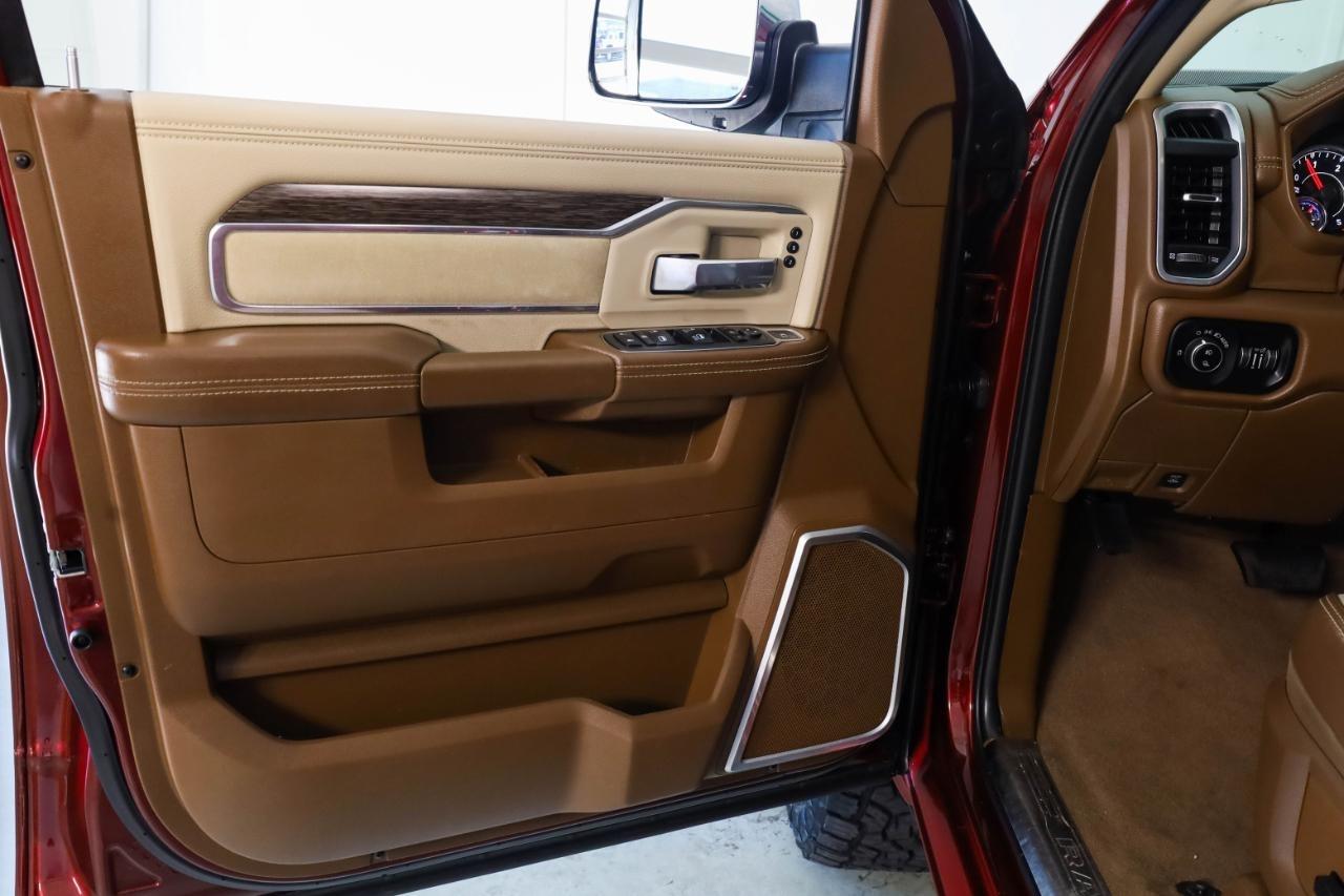 RAM 2500 Laramie 4x4 Crew Cab 6'4" Box 2021