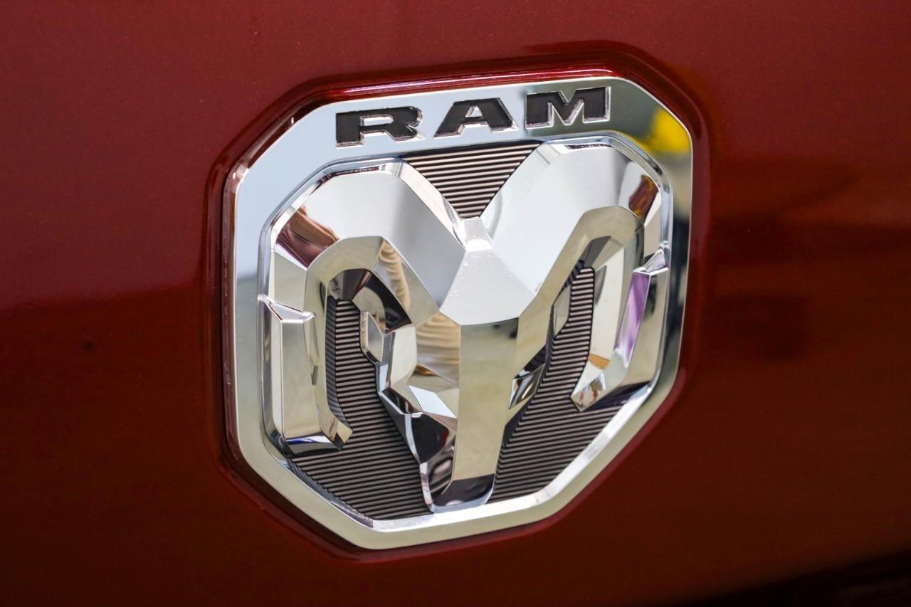 RAM 2500 Laramie 4x4 Crew Cab 6'4" Box 2021