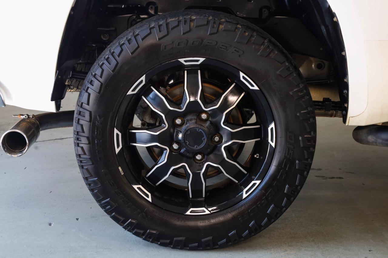 Toyota Tundra 4WD Truck Double Cab 5.7L FFV V8 6-Spd AT TRD Pro (Natl) 2015