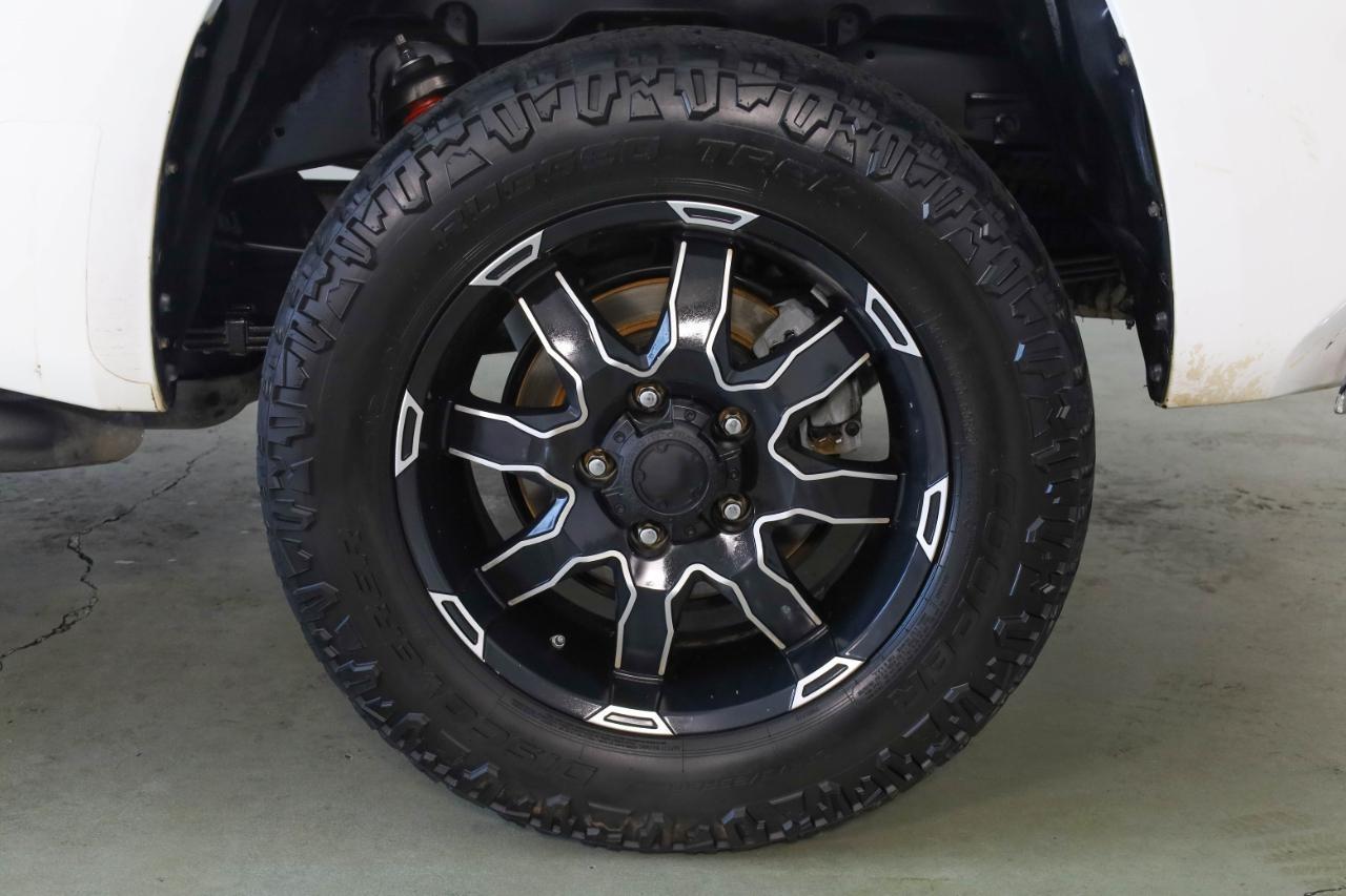 Toyota Tundra 4WD Truck Double Cab 5.7L FFV V8 6-Spd AT TRD Pro (Natl) 2015