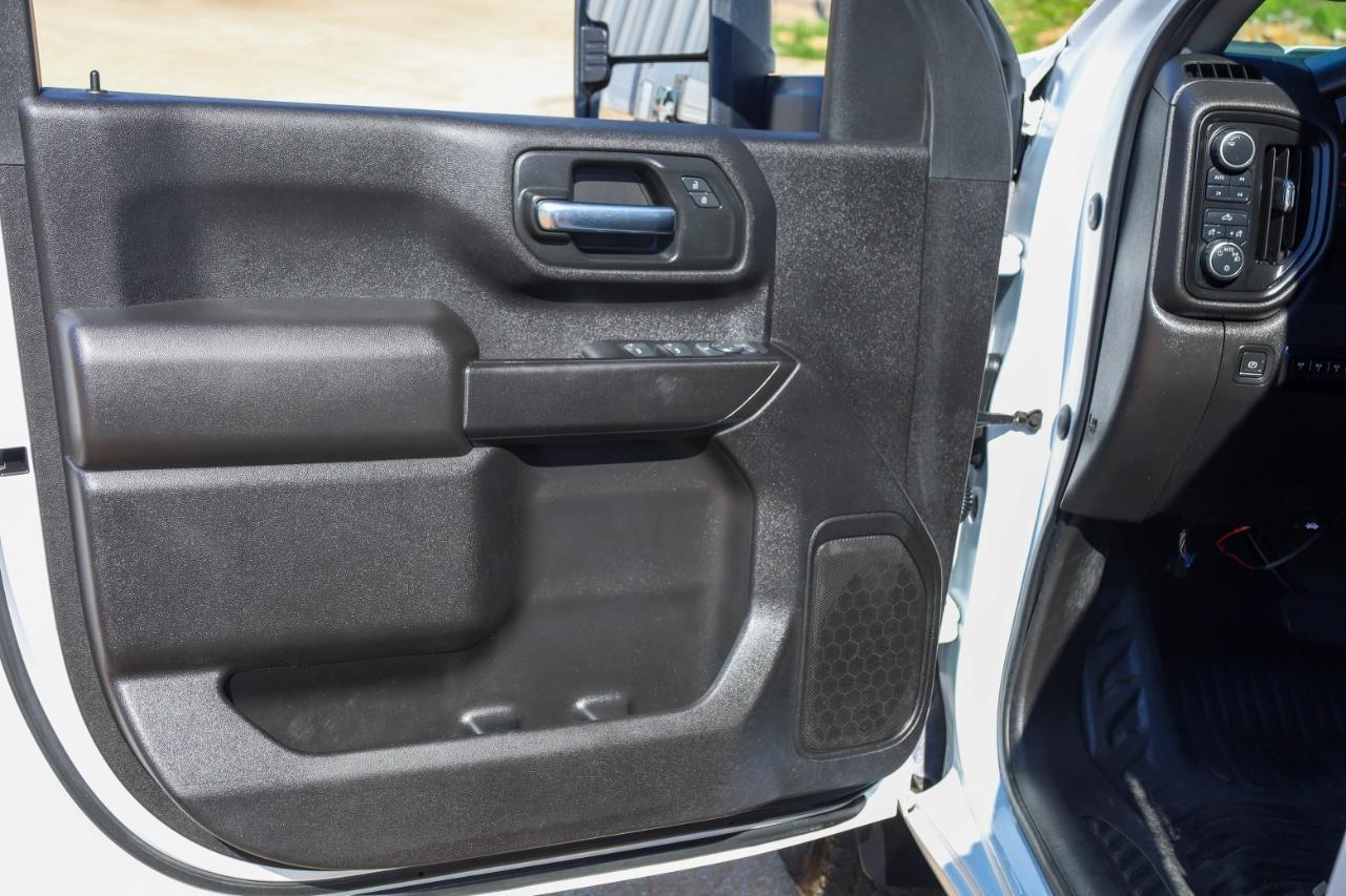 Chevrolet Silverado 3500HD CC 4WD Crew Cab 177" WB, 60" CA Work Truck 2022