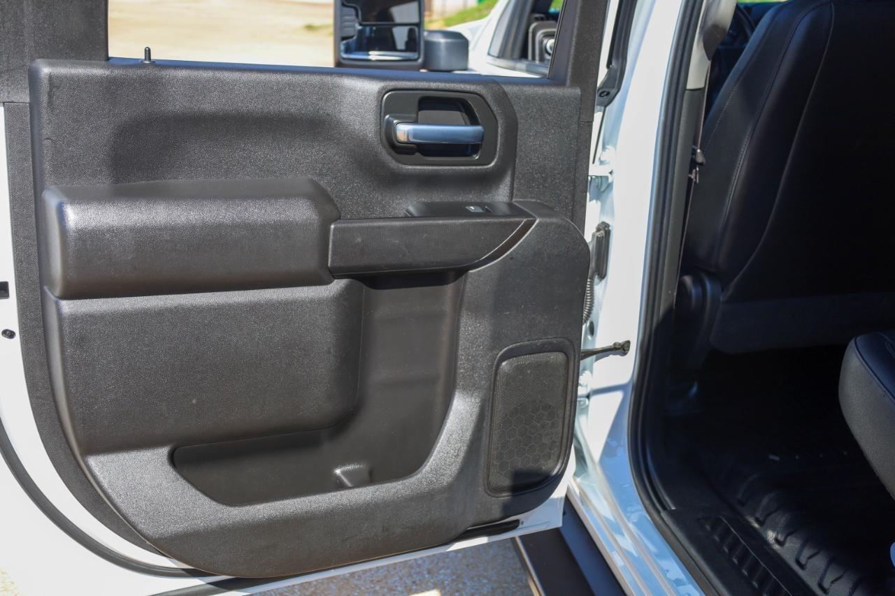 Chevrolet Silverado 3500HD CC 4WD Crew Cab 177" WB, 60" CA Work Truck 2022