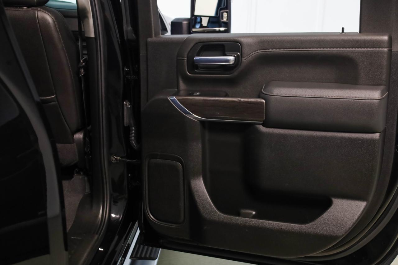 Chevrolet Silverado 2500HD 4WD Crew Cab 159" LTZ 2022