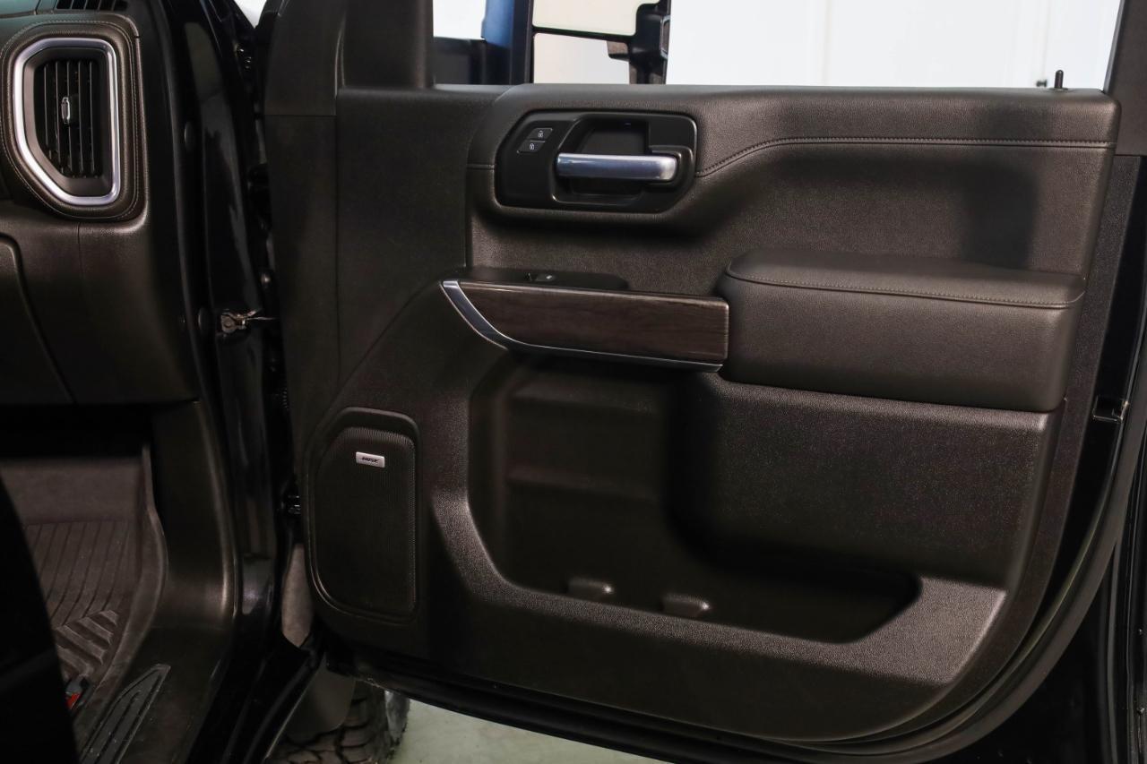 Chevrolet Silverado 2500HD 4WD Crew Cab 159" LTZ 2022