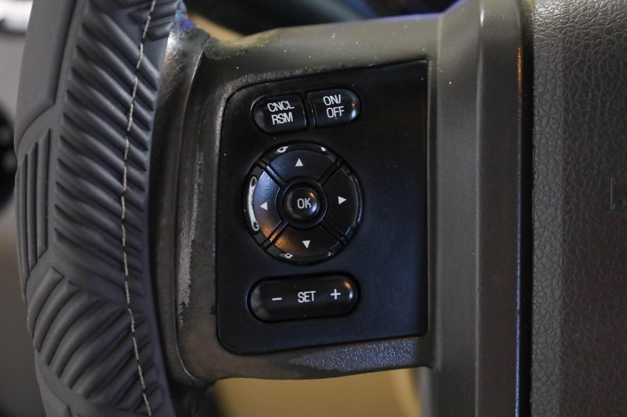 Ford Super Duty F-250 SRW 4WD Crew Cab 156" King Ranch 2012