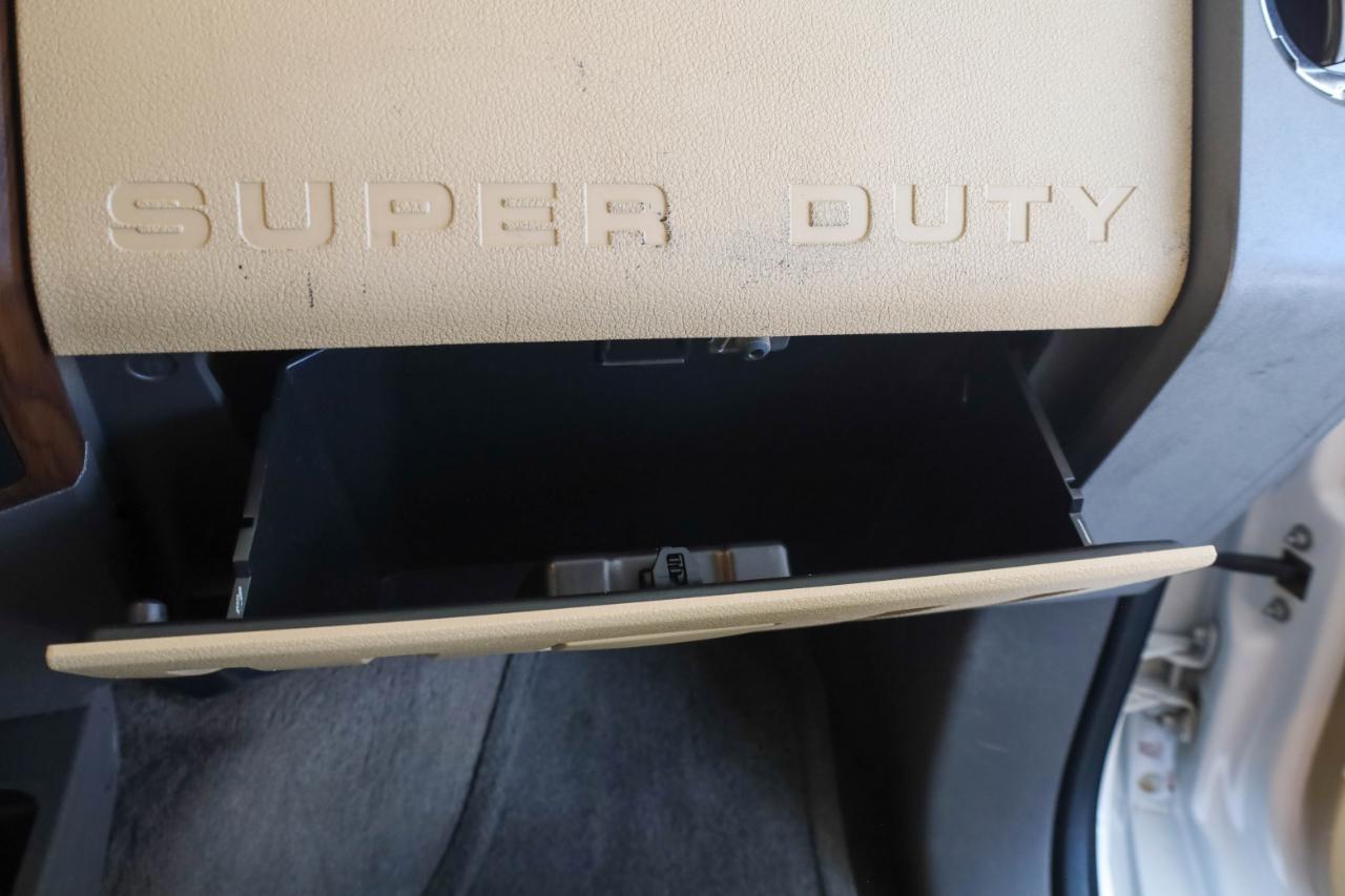 Ford Super Duty F-250 SRW 4WD Crew Cab 156" King Ranch 2012