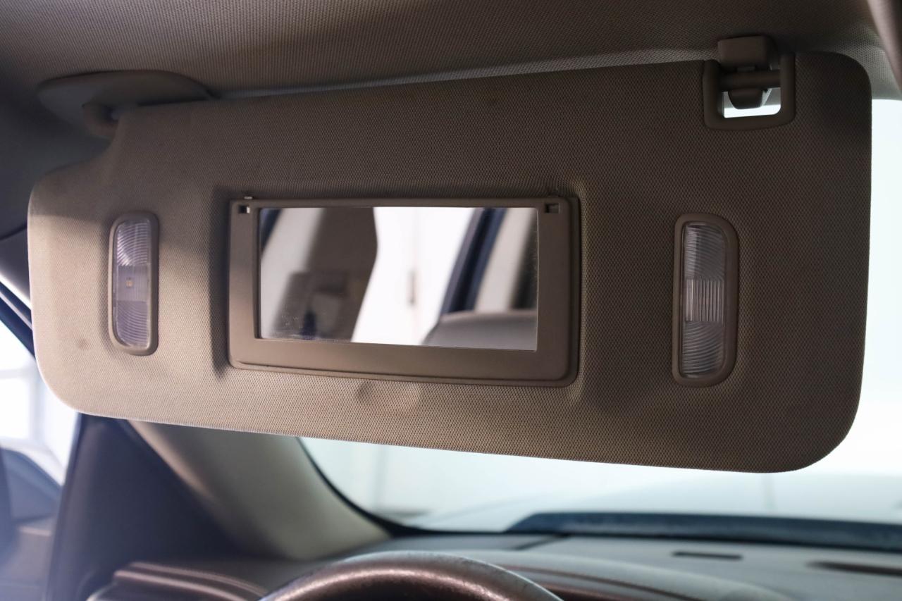 GMC Sierra 1500 4WD Crew Cab 143.5" SLT 2018