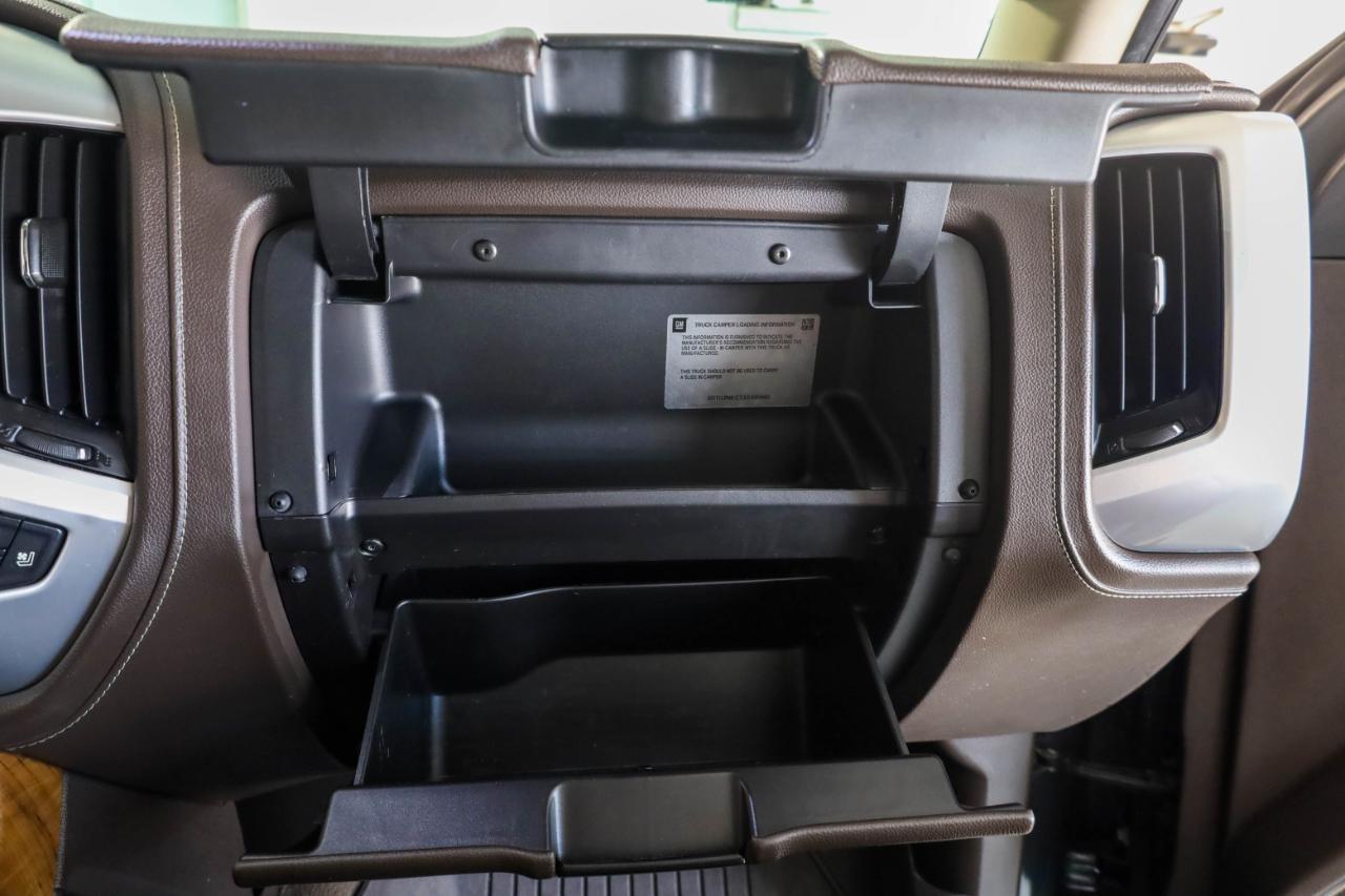 GMC Sierra 1500 4WD Crew Cab 143.5" SLT 2018
