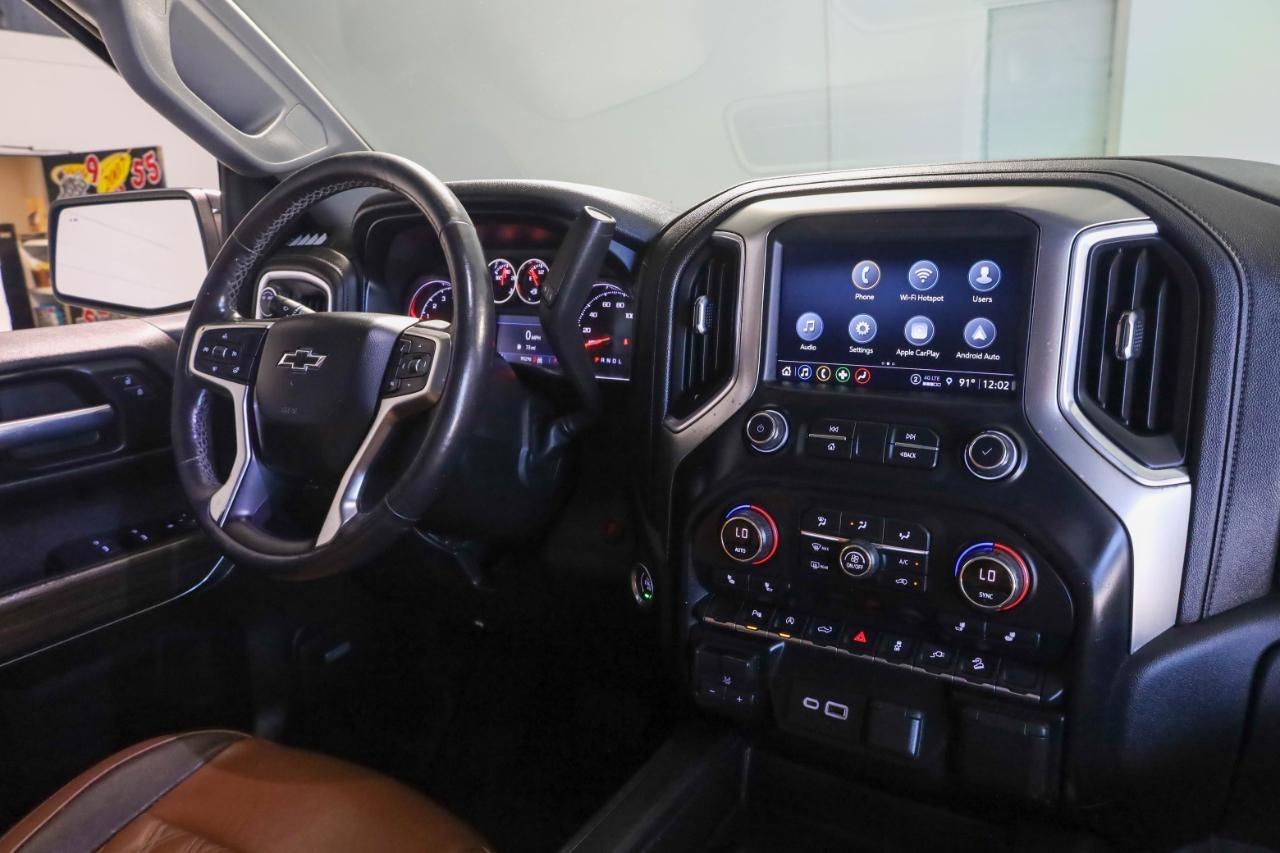 Chevrolet Silverado 1500 4WD Crew Cab 147" RST 2021