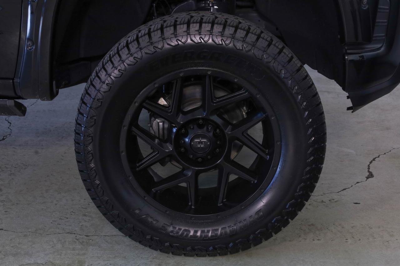 Chevrolet Silverado 1500 4WD Crew Cab 147" RST 2021