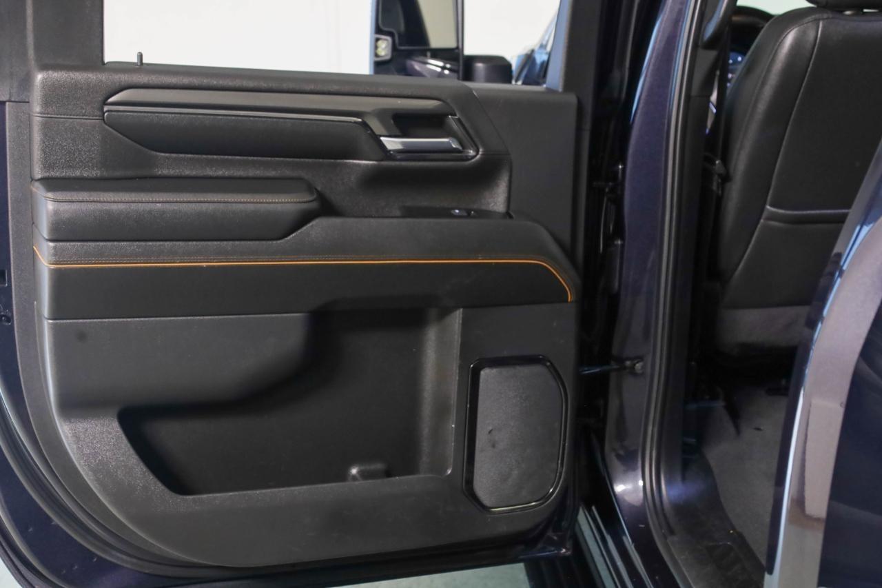 GMC Sierra 2500HD 4WD Crew Cab 159" AT4 2024