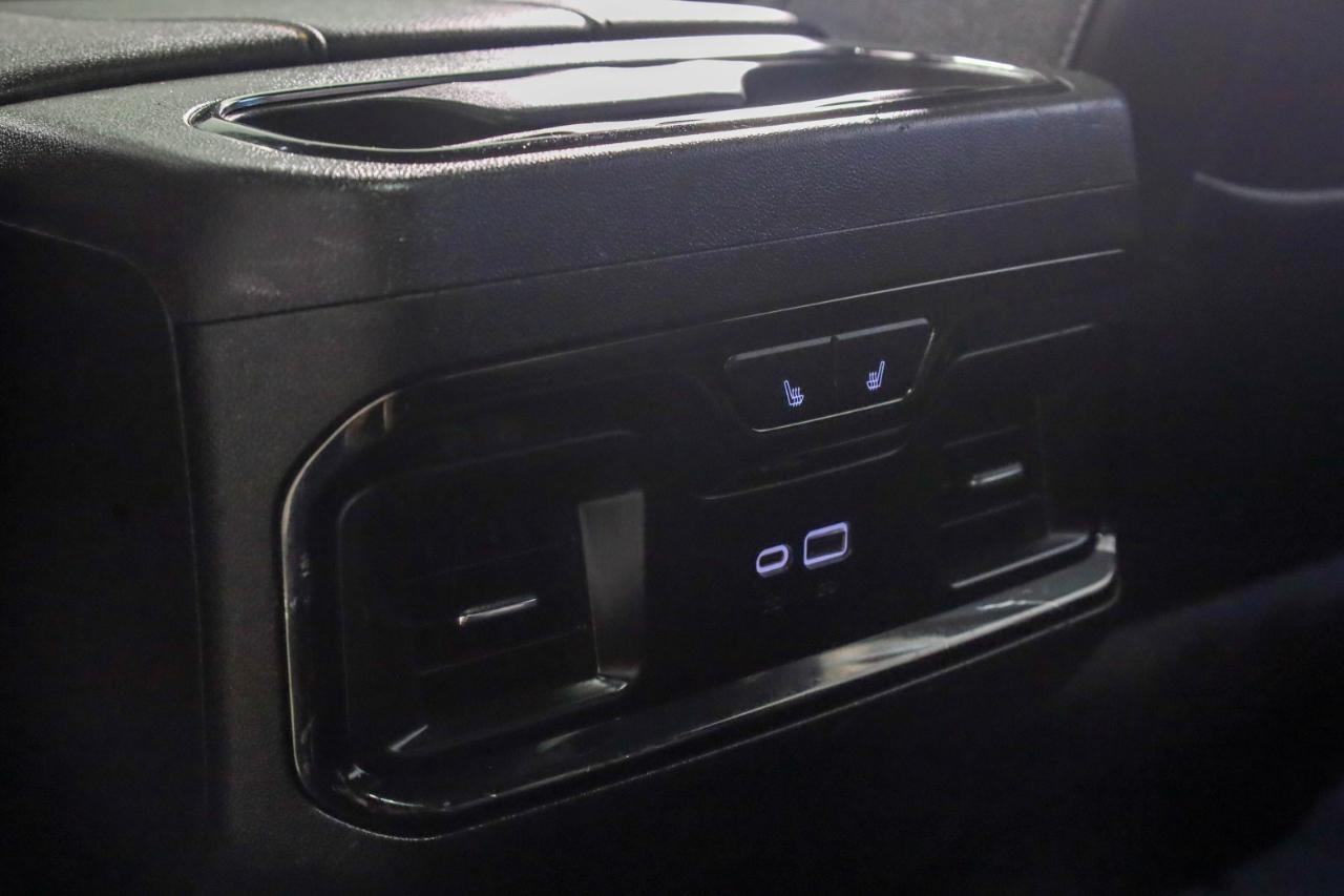 GMC Sierra 2500HD 4WD Crew Cab 159" AT4 2024