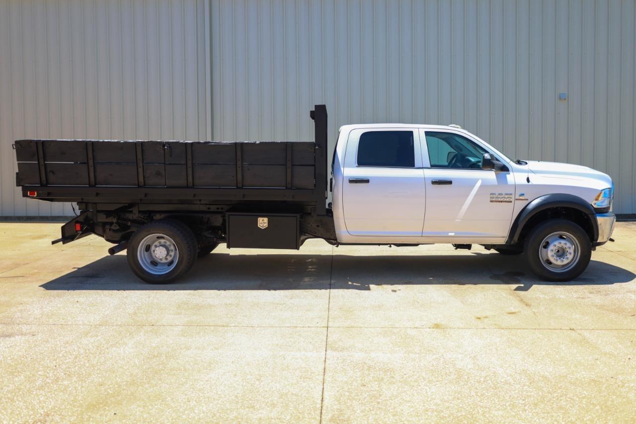 RAM 5500 Chassis Cab Tradesman 4x2 Crew Cab 84" CA 197.4" WB 2018